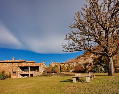 L’Avenc de Tavertet, A Castle in Spain