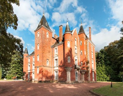 Kasteliades CHATEAU DE MONTSYMOND (official)