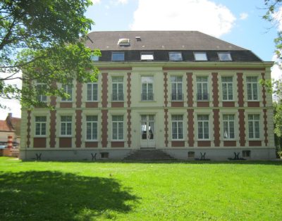 Chateau de Moulin le Comte